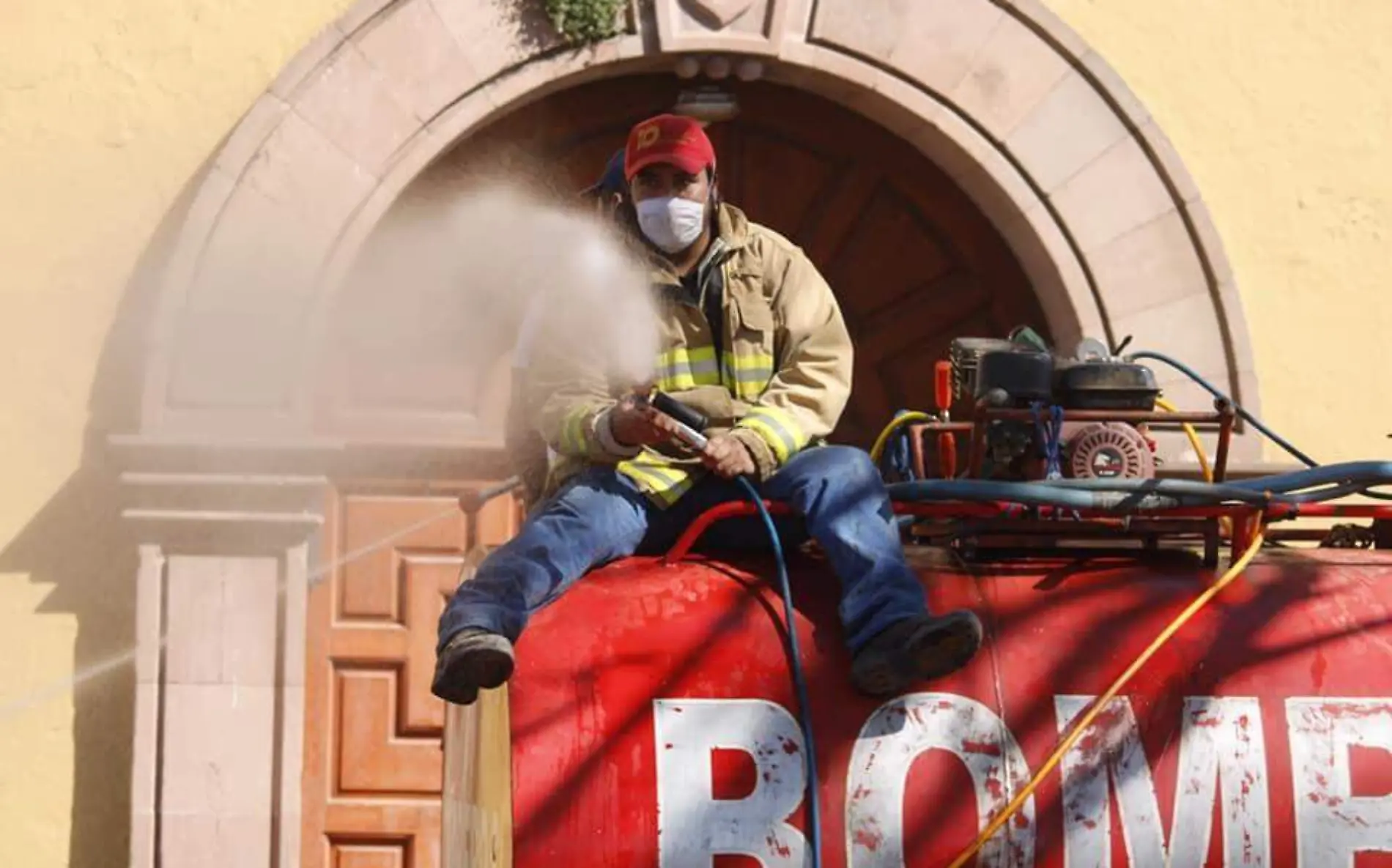 Desinfección en Paracho Foto Cortesía Ayuntamiento